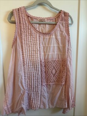 A Rare bird Dusty Pink Crochet Lace Tank-tunic